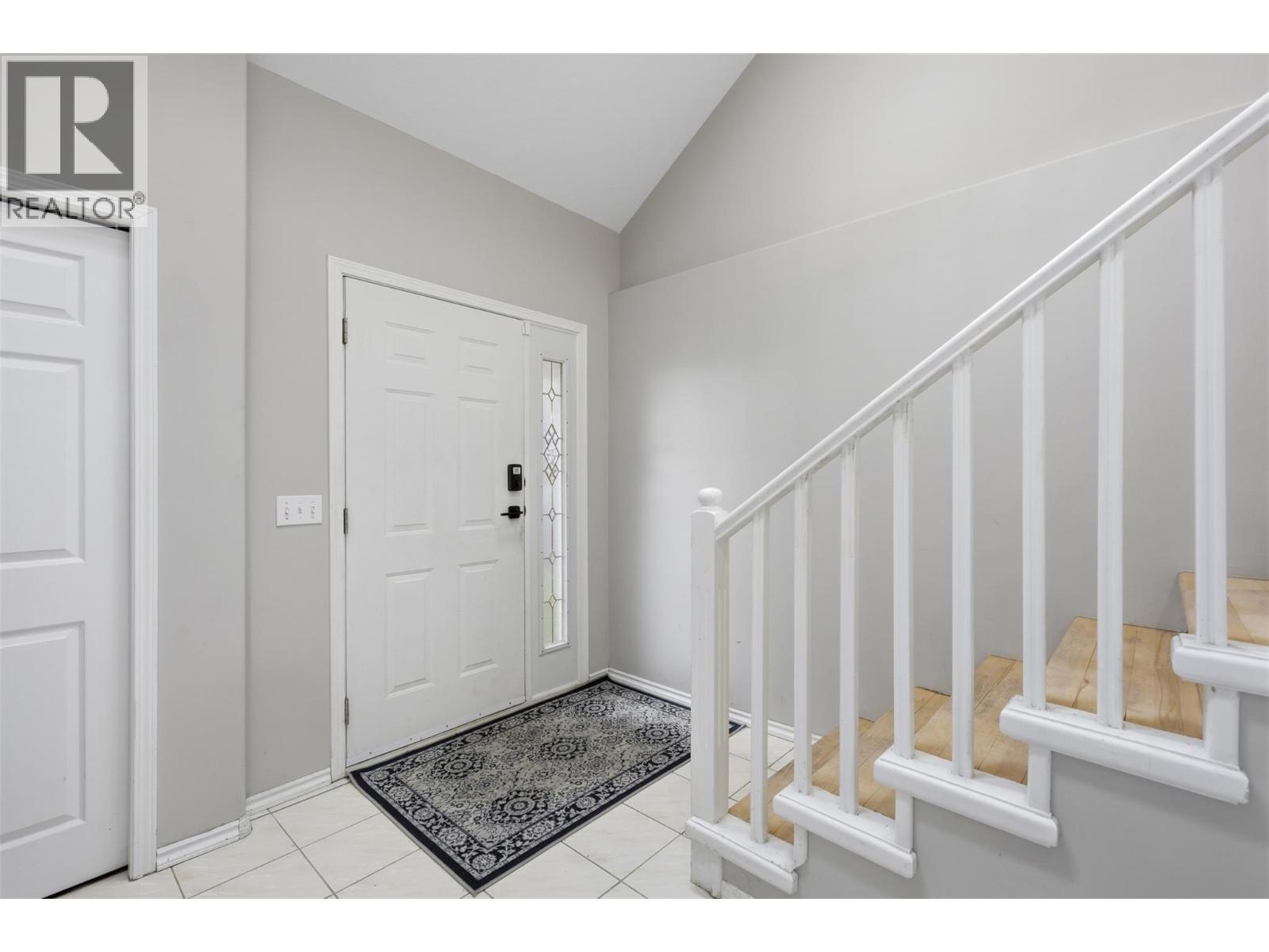 2435 Drummond Court, Kamloops, British Columbia  V2E 1Y1 - Photo 9 - 10403713