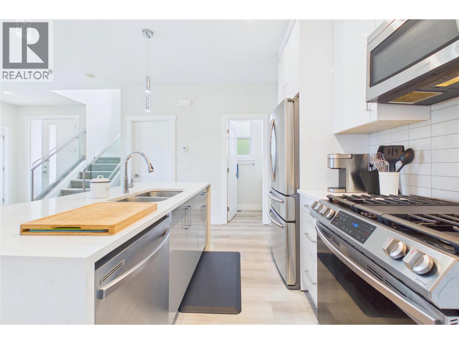 115 Wyndham Crescent Unit# 7, Kelowna, British Columbia  V1V 1Z2 - Photo 10 - 10403333