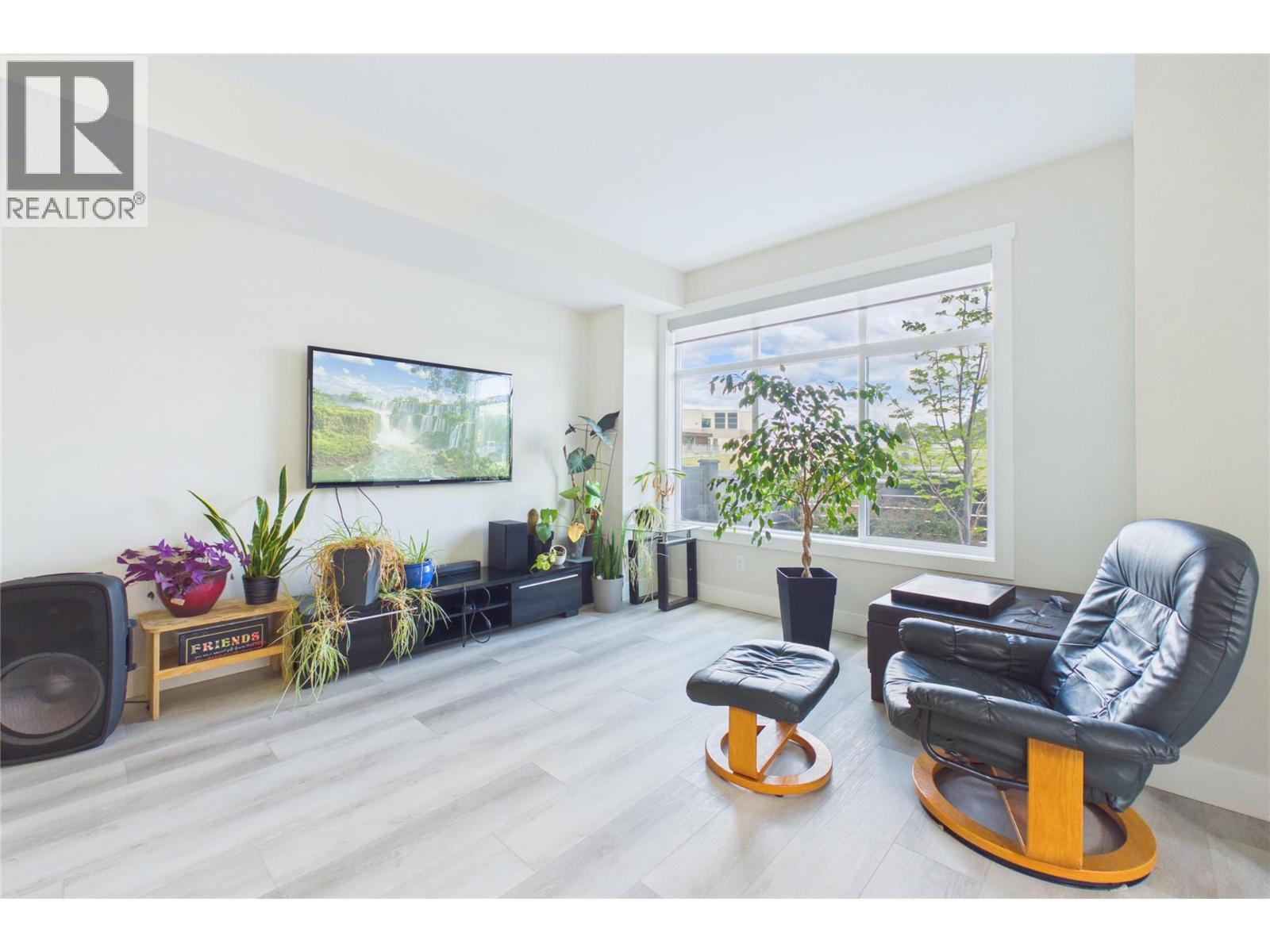 115 Wyndham Crescent Unit# 7, Kelowna, British Columbia  V1V 1Z2 - Photo 6 - 10403333
