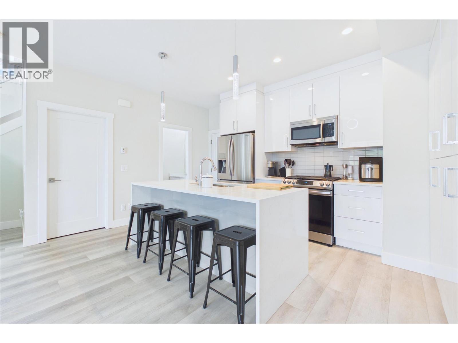 115 Wyndham Crescent Unit# 7, Kelowna, British Columbia  V1V 1Z2 - Photo 8 - 10403333