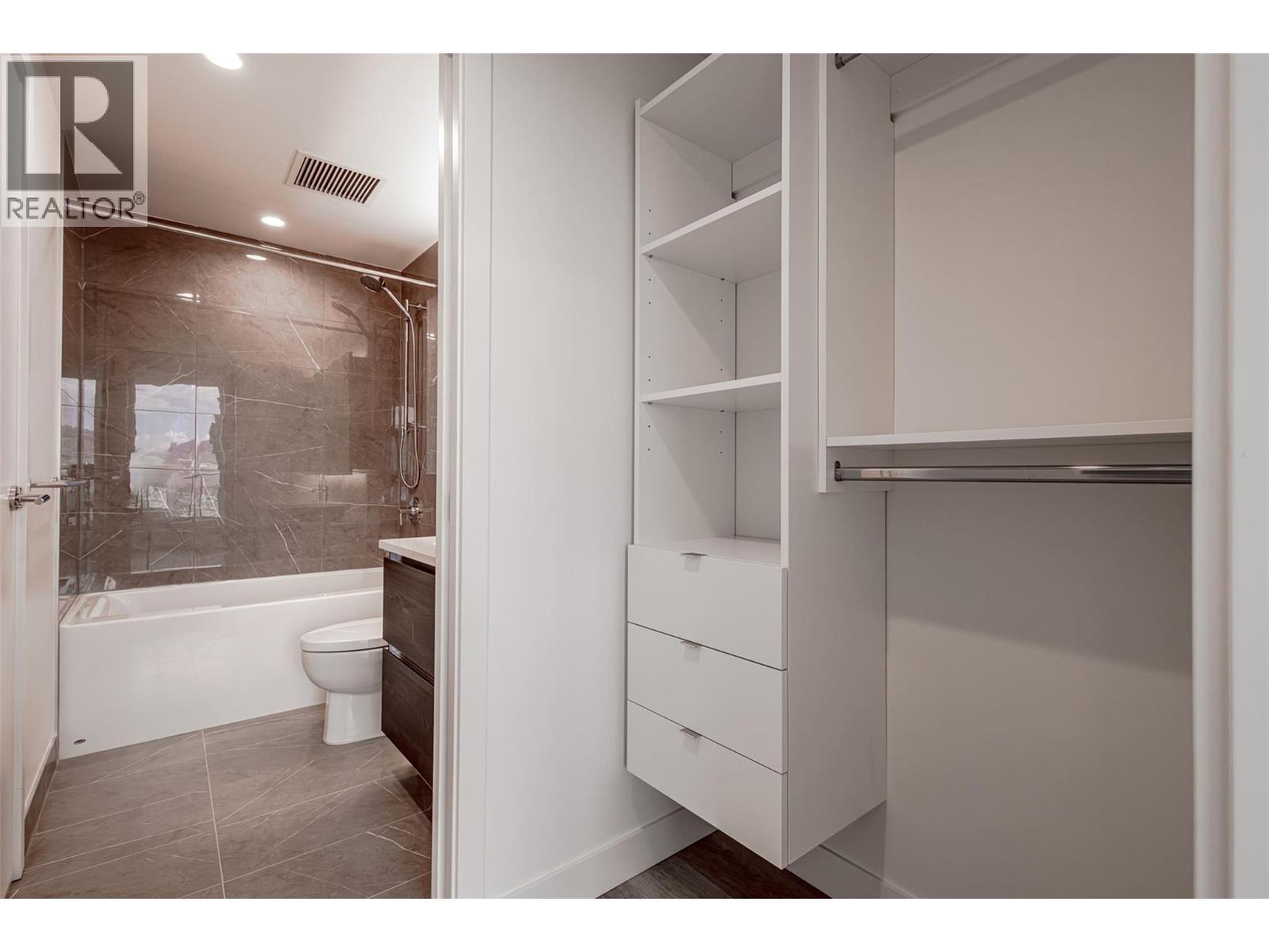 238 Leon Avenue Unit# 1401, Kelowna, British Columbia  V1Y 0N6 - Photo 12 - 10403717
