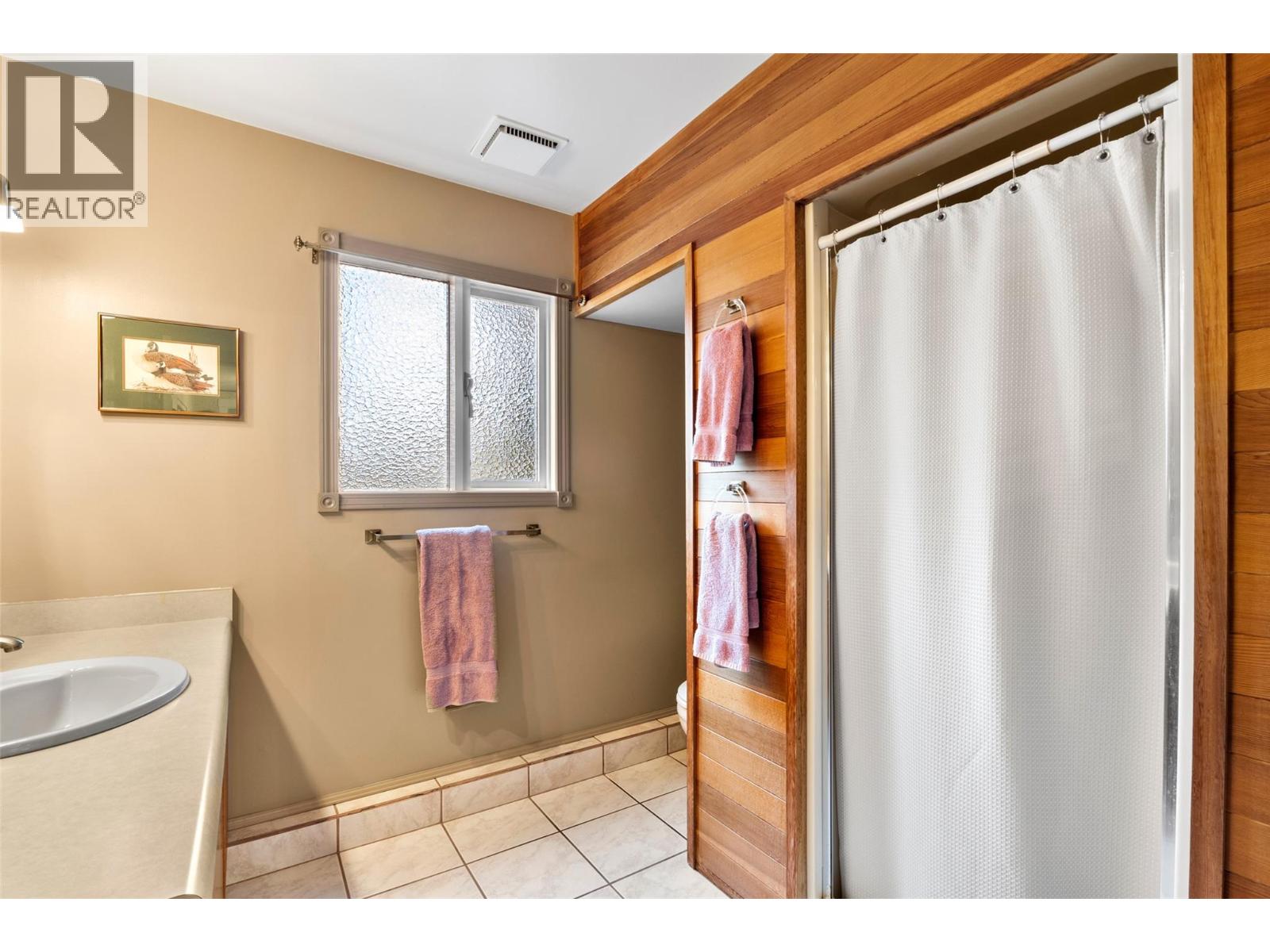 190 Vicars Road, Kamloops, British Columbia  V2C 4N3 - Photo 17 - 10403629