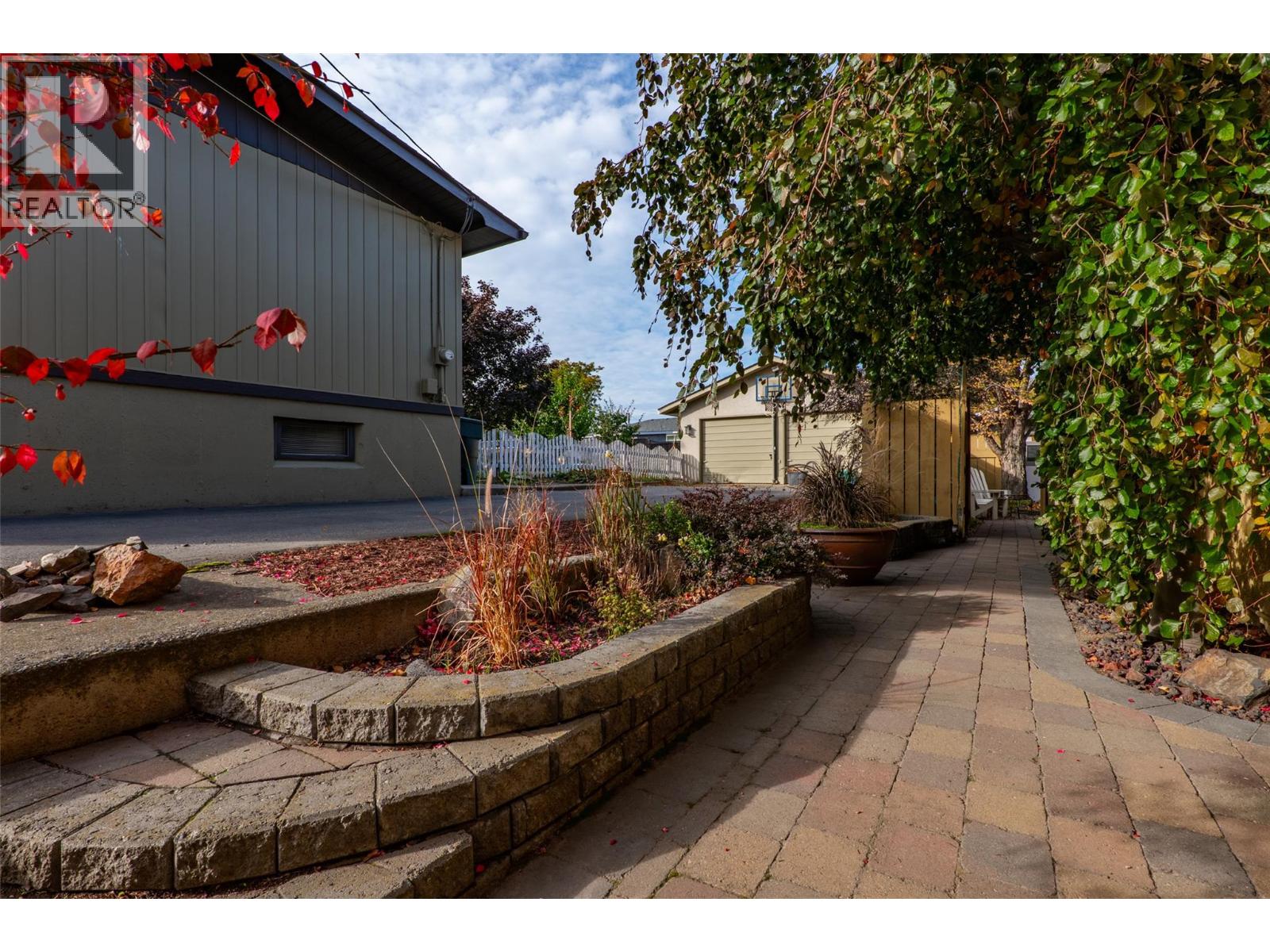 190 Vicars Road, Kamloops, British Columbia  V2C 4N3 - Photo 28 - 10403629