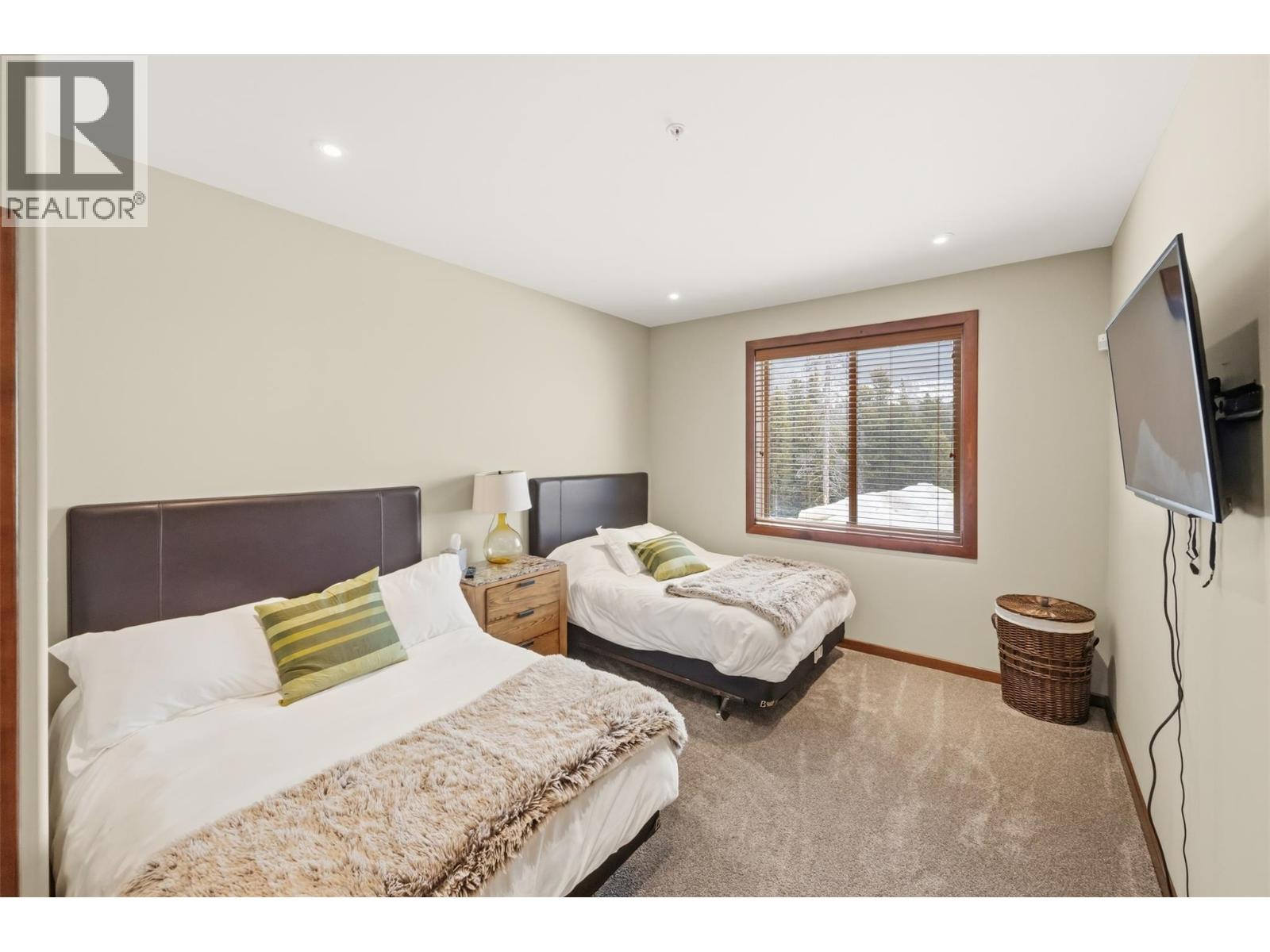 360 Strayhorse Road Unit# 31, Apex Mountain, British Columbia  V2A 0E2 - Photo 43 - 10403473