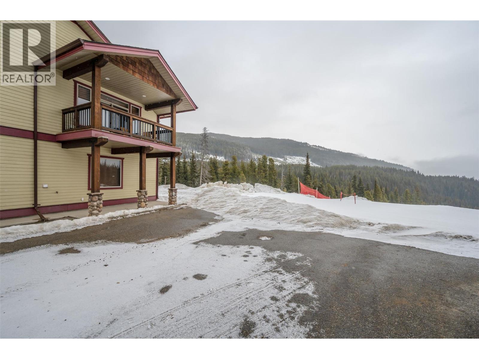 360 Strayhorse Road Unit# 31, Apex Mountain, British Columbia  V2A 0E2 - Photo 53 - 10403473