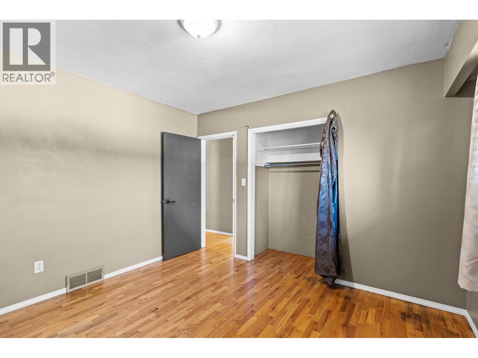 1210 Centennial Crescent, Kelowna, British Columbia  V1Y 6K2 - Photo 17 - 10403469
