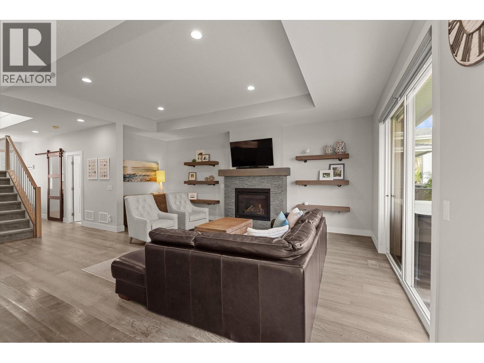 118 Split Pine Court, Kelowna, British Columbia  V1V 3G3 - Photo 9 - 10403122
