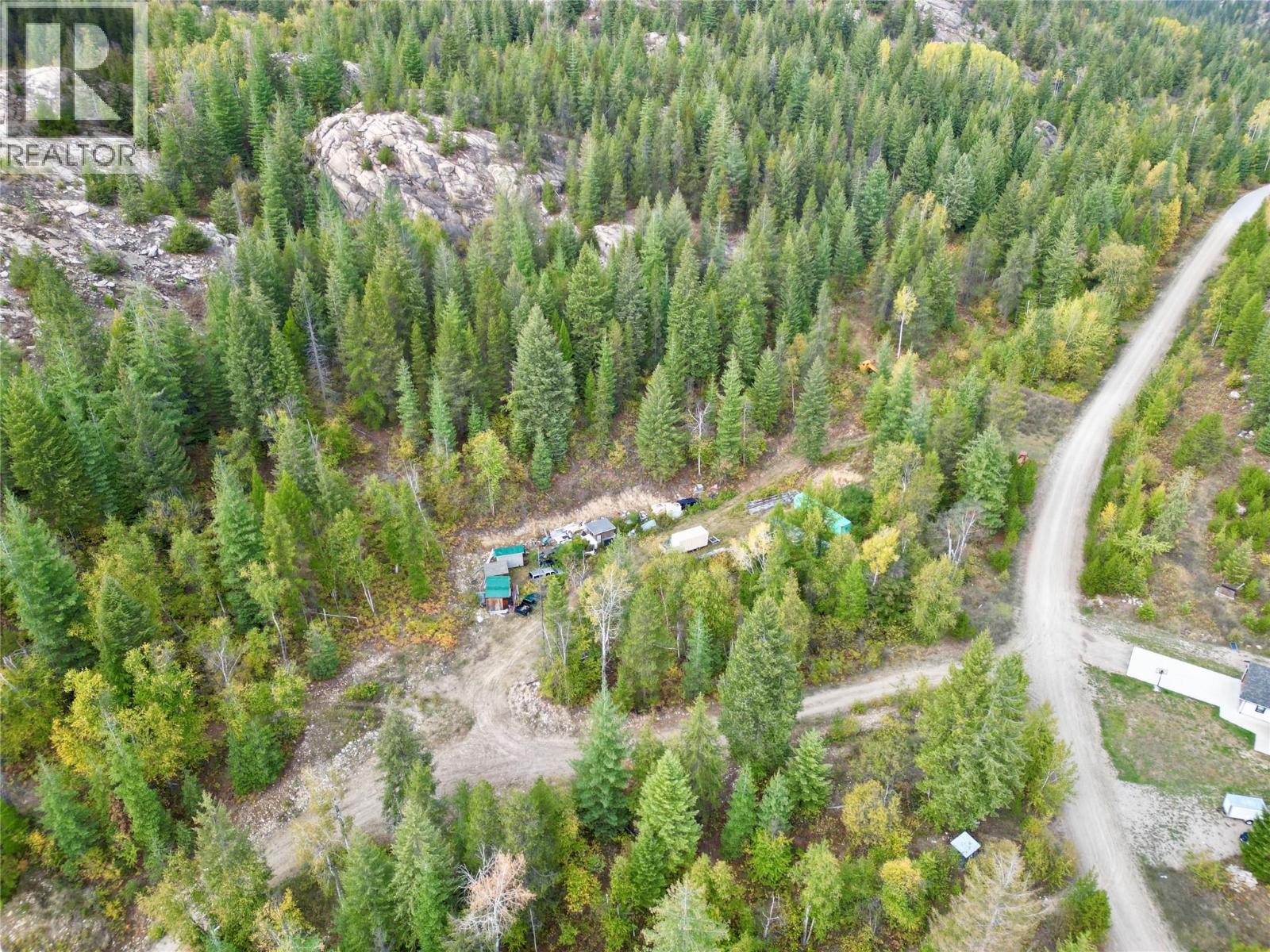 120 Upland Crescent, Castlegar, British Columbia  V1N 0A2 - Photo 3 - 10403645