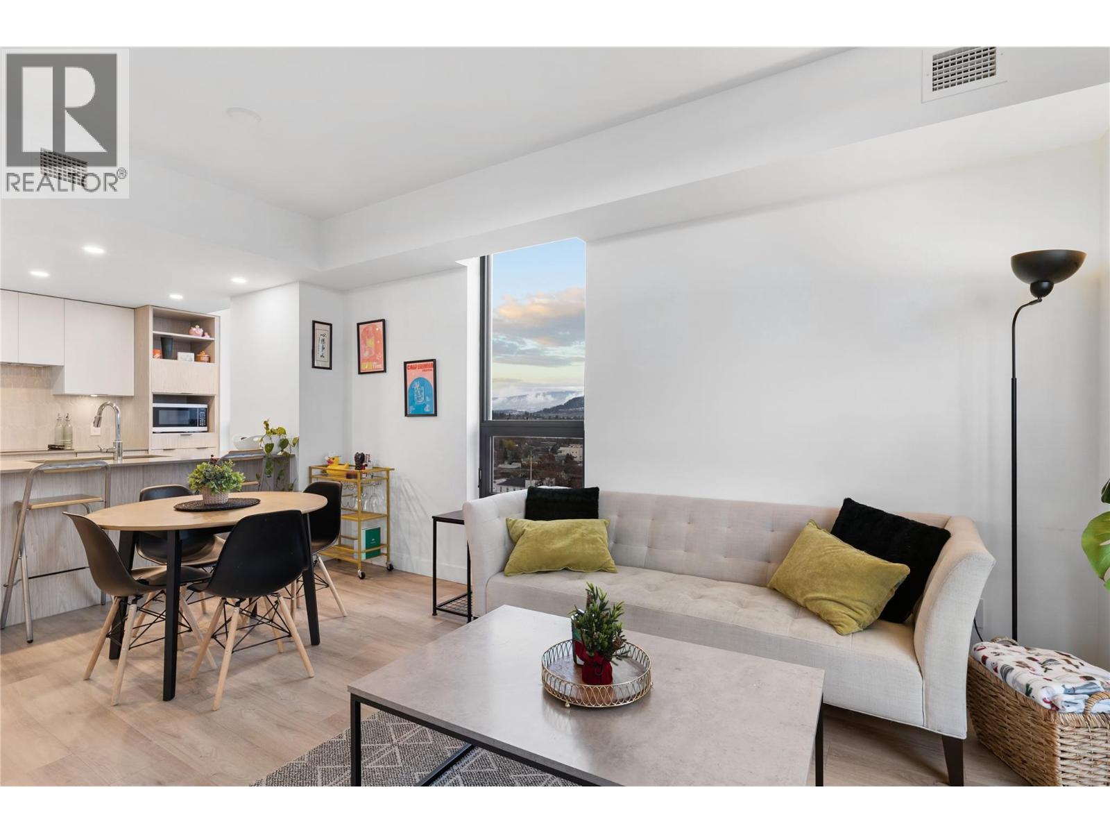 1488 Bertram Street Unit# 1005, Kelowna, British Columbia  V1Y 0M6 - Photo 3 - 10403678