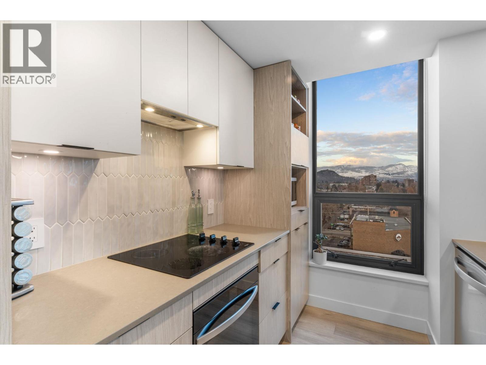 1488 Bertram Street Unit# 1005, Kelowna, British Columbia  V1Y 0M6 - Photo 6 - 10403678