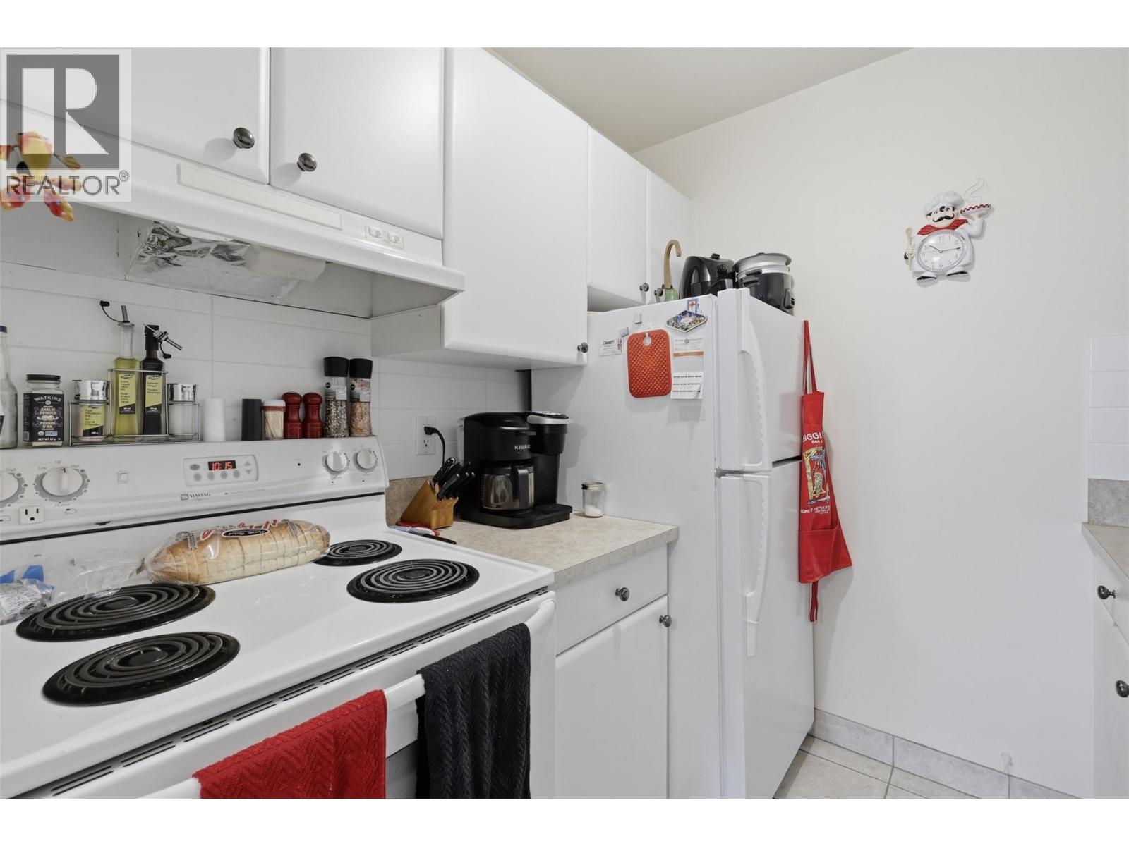 1560 Summit Drive Unit# 224, Kamloops, British Columbia  V2E 1R5 - Photo 14 - 10403576