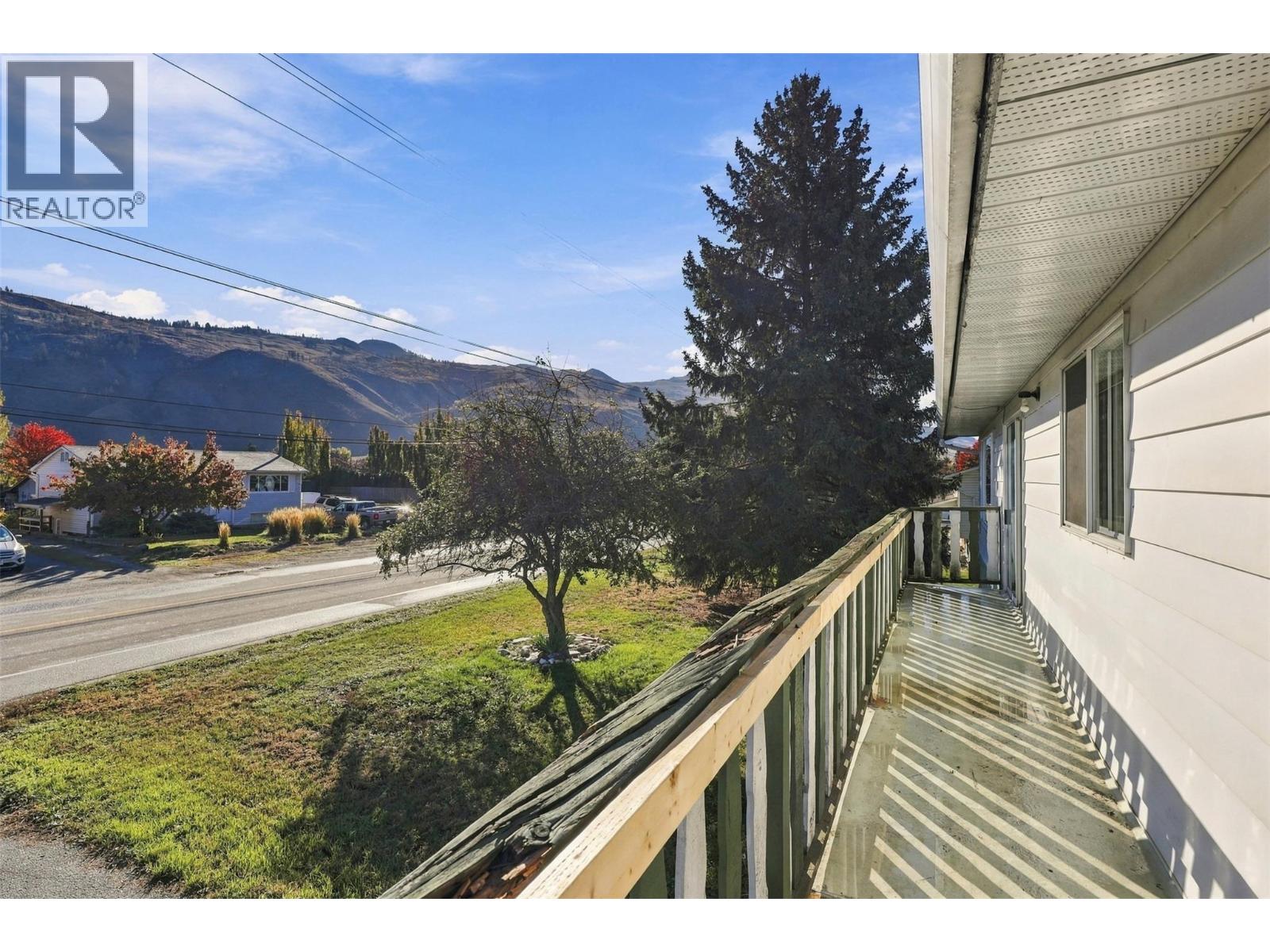 4569 Spurraway Road, Kamloops, British Columbia  V2H 1M8 - Photo 18 - 10403393