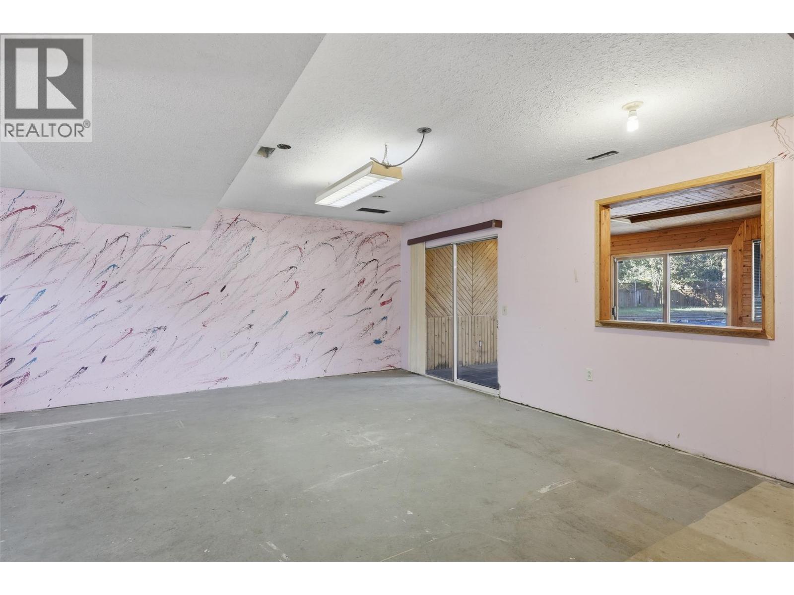 4569 Spurraway Road, Kamloops, British Columbia  V2H 1M8 - Photo 28 - 10403393
