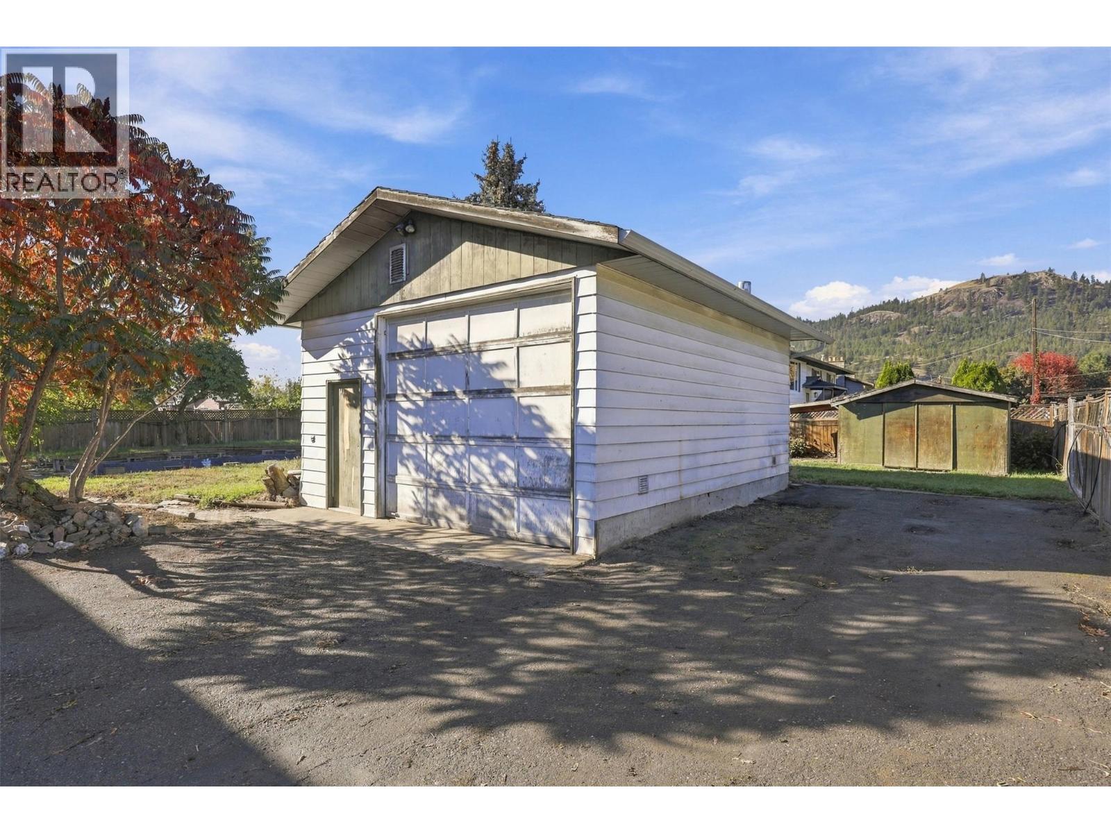 4569 Spurraway Road, Kamloops, British Columbia  V2H 1M8 - Photo 41 - 10403393