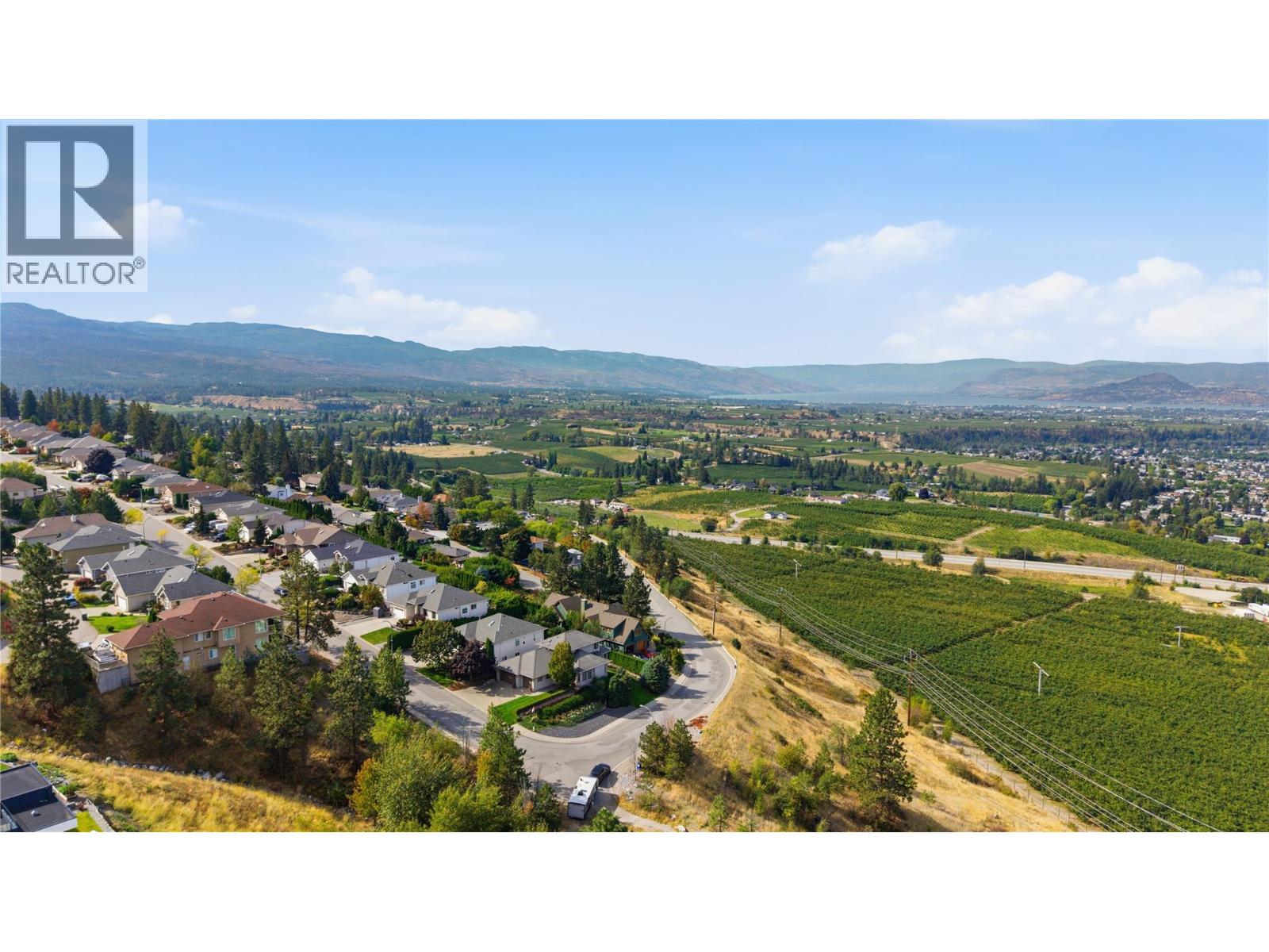 724 Lone Pine Drive, Kelowna, British Columbia  V1P 1A1 - Photo 1 - 10403716