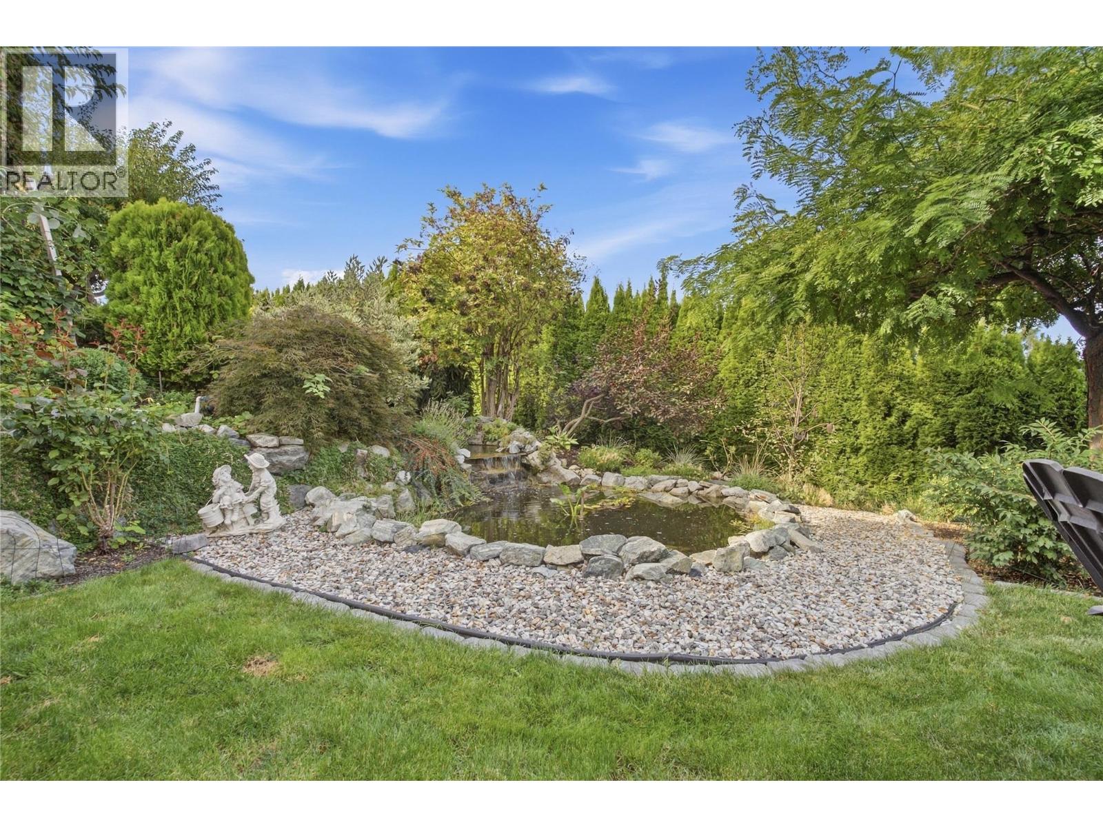 724 Lone Pine Drive, Kelowna, British Columbia  V1P 1A1 - Photo 45 - 10403716