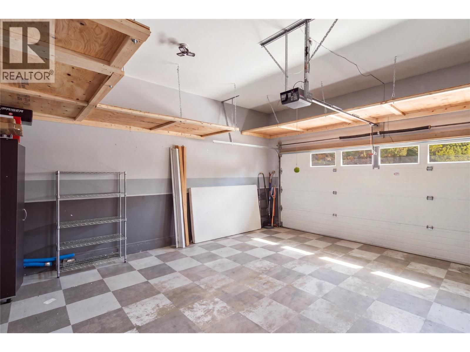 724 Lone Pine Drive, Kelowna, British Columbia  V1P 1A1 - Photo 58 - 10403716