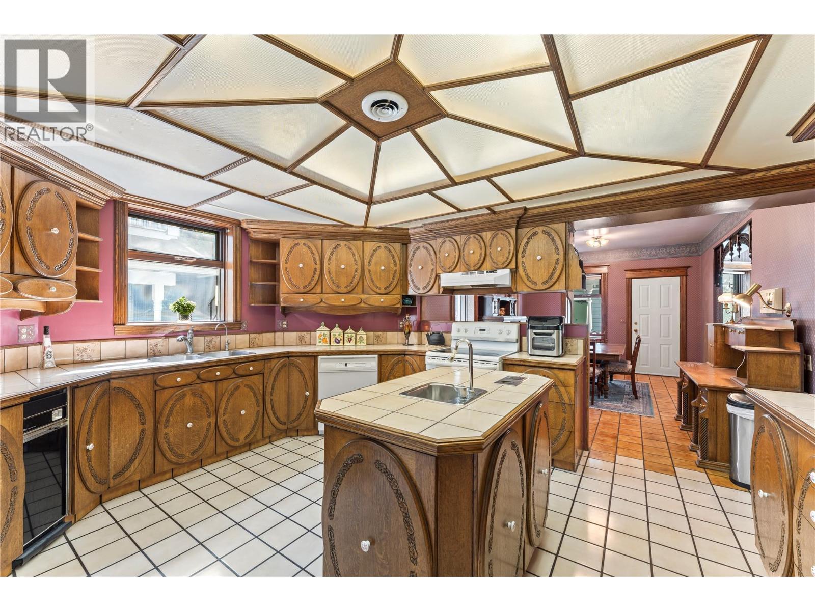 4345 June Springs Road, Kelowna, British Columbia  V1W 4C8 - Photo 14 - 10403711