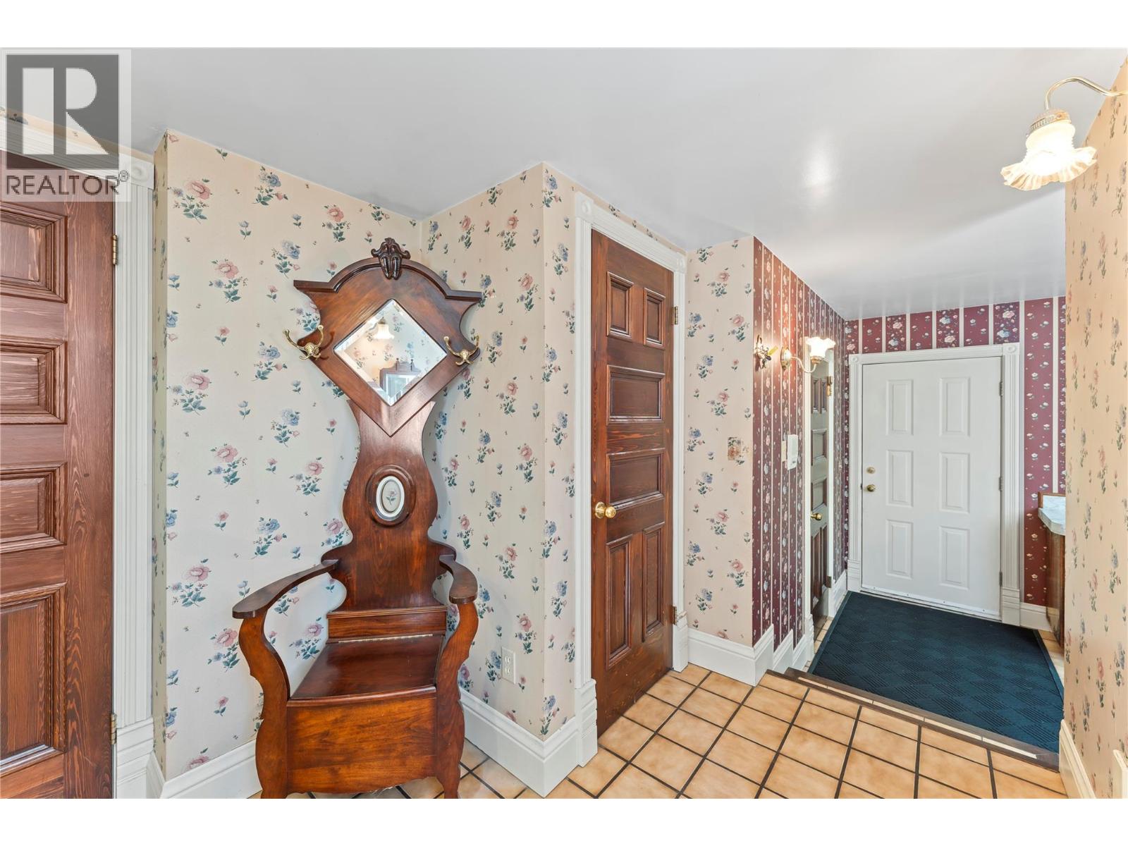 4345 June Springs Road, Kelowna, British Columbia  V1W 4C8 - Photo 27 - 10403711