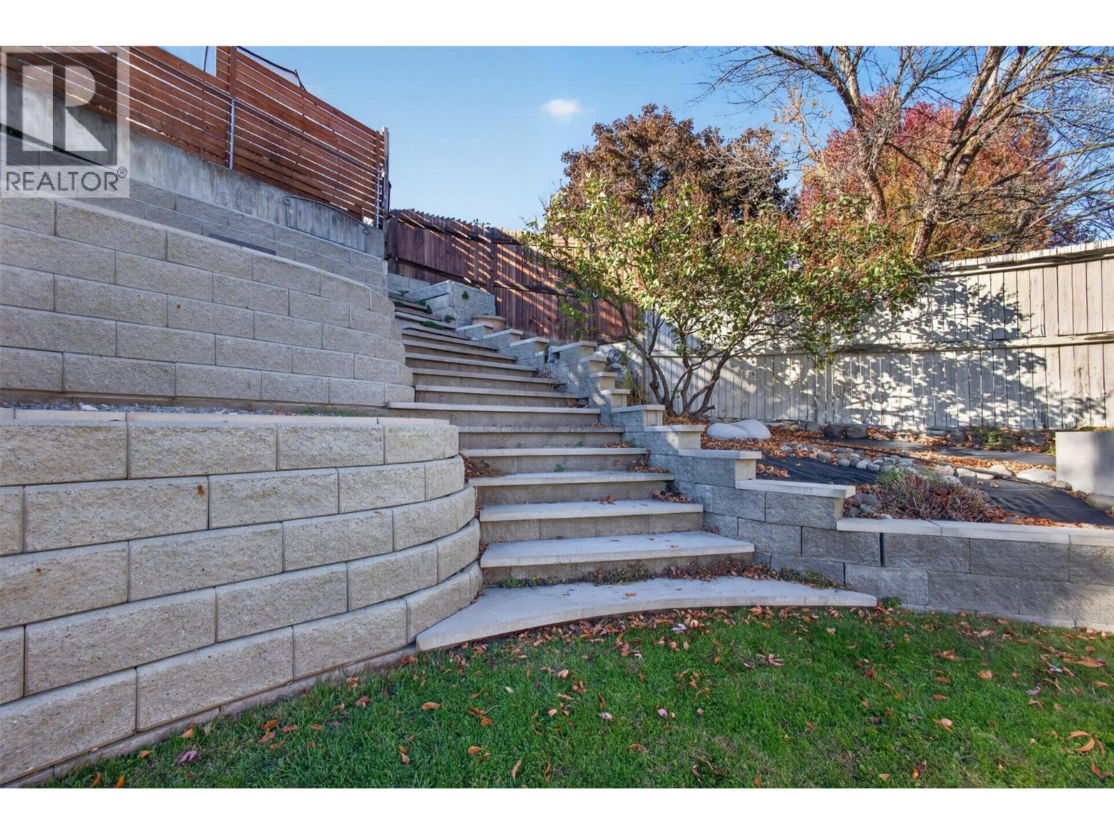 1212 Cerise Drive, Kelowna, British Columbia  V1Y 9R8 - Photo 41 - 10402513