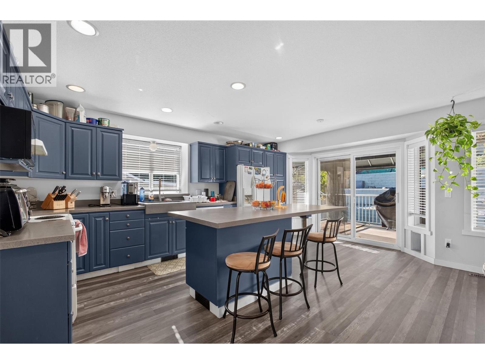 1212 Cerise Drive, Kelowna, British Columbia  V1Y 9R8 - Photo 6 - 10402513