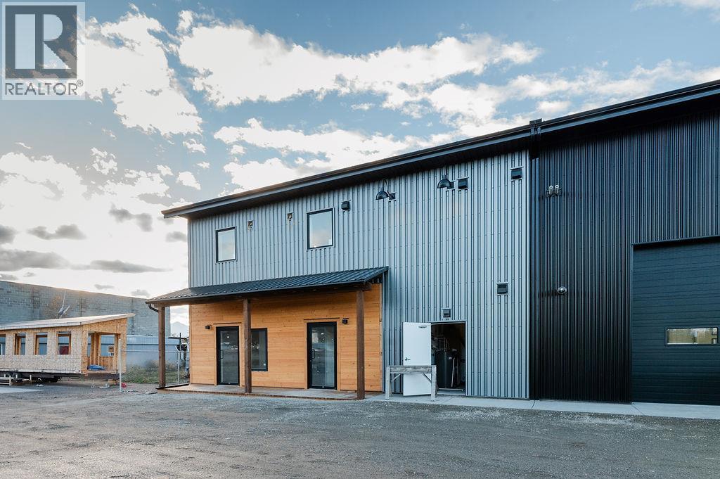 4846 Athalmer Road Unit# 2&3, Invermere, British Columbia  V0A 1K3 - Photo 2 - 10403599