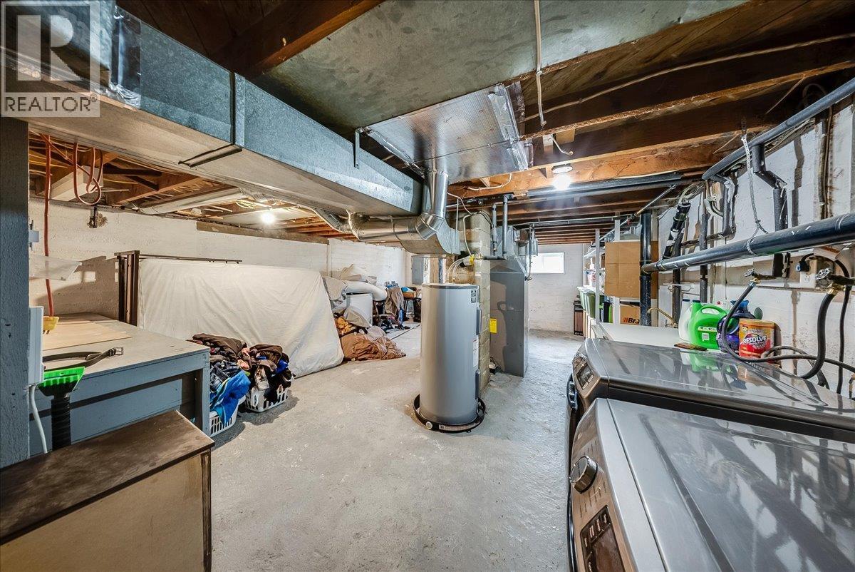 710 10th Avenue, Montrose, British Columbia  V0G 1P0 - Photo 28 - 10403311
