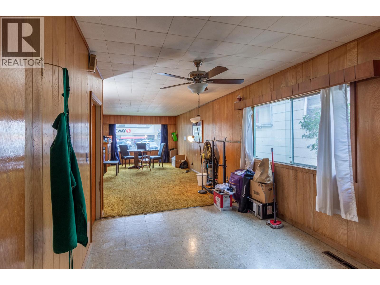208 Anderson Street, Nelson, British Columbia  V1L 1X7 - Photo 8 - 10403646
