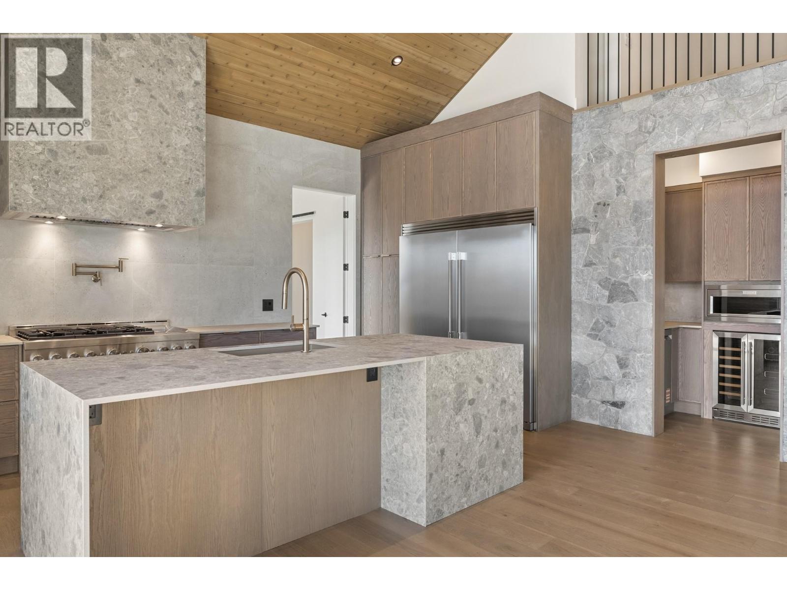 2495 Pinnacle Ridge Drive, West Kelowna, British Columbia  V4T 0E3 - Photo 15 - 10403733