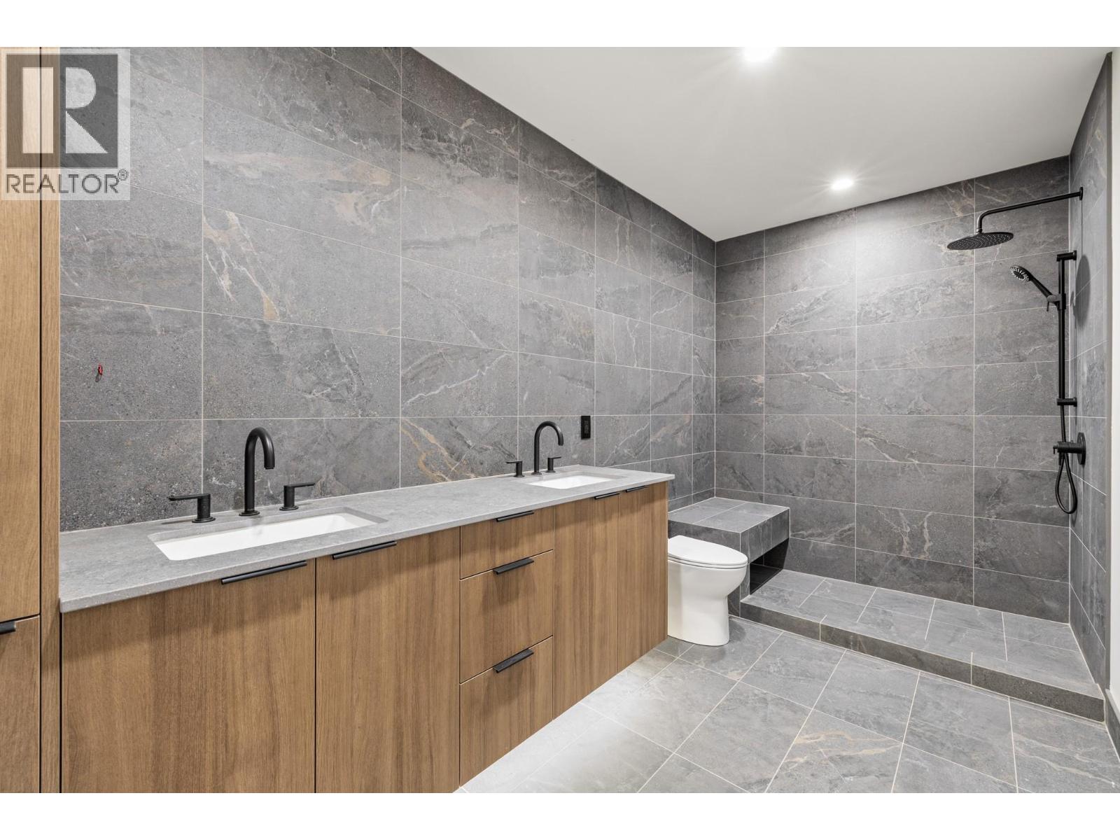 2495 Pinnacle Ridge Drive, West Kelowna, British Columbia  V4T 0E3 - Photo 32 - 10403733