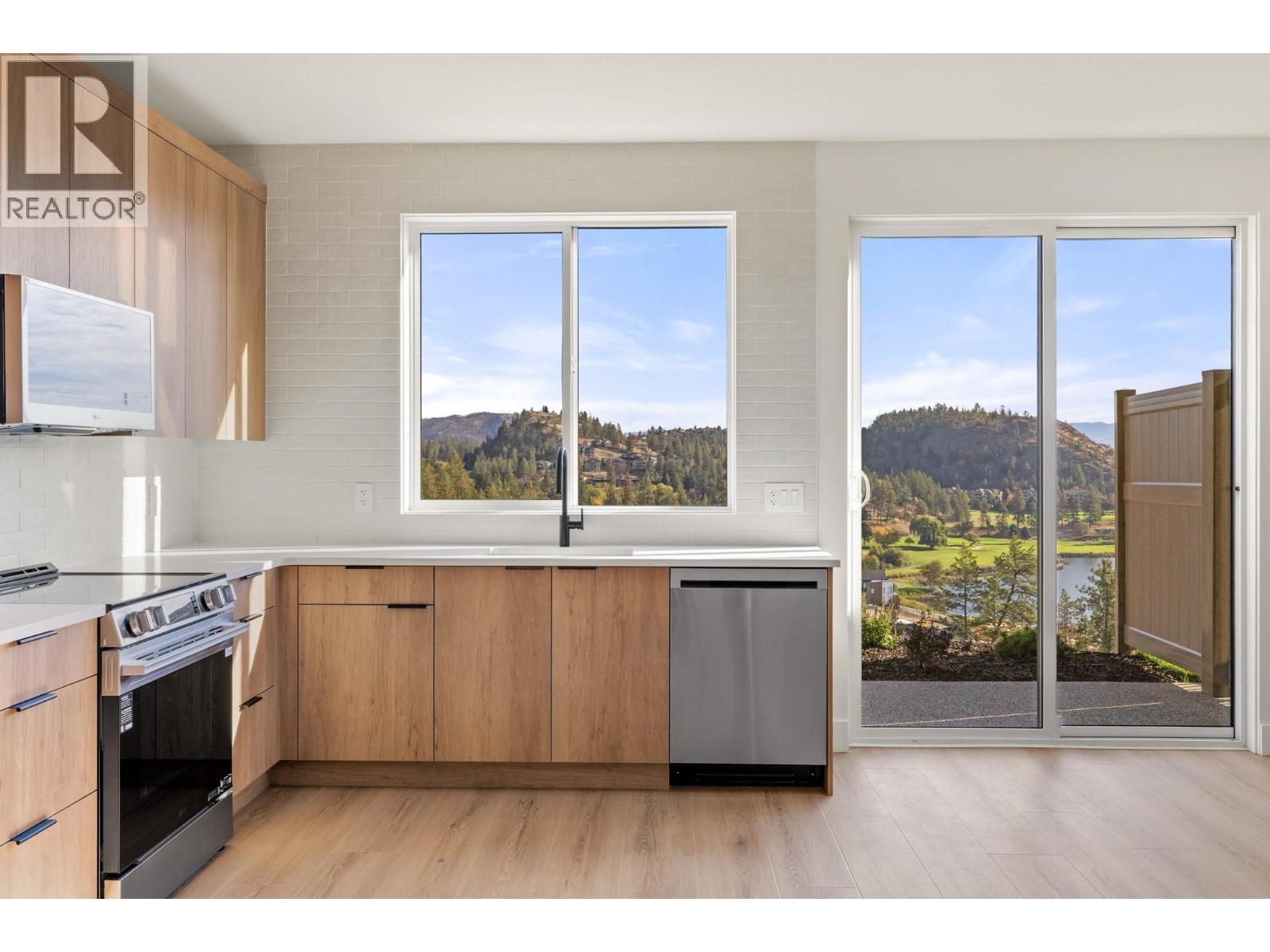 2495 Pinnacle Ridge Drive, West Kelowna, British Columbia  V4T 0E3 - Photo 45 - 10403733