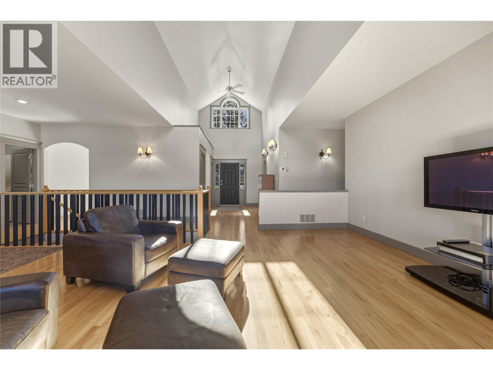 55 Peregrine Way, Vernon, British Columbia  V1H 1E4 - Photo 15 - 10403643