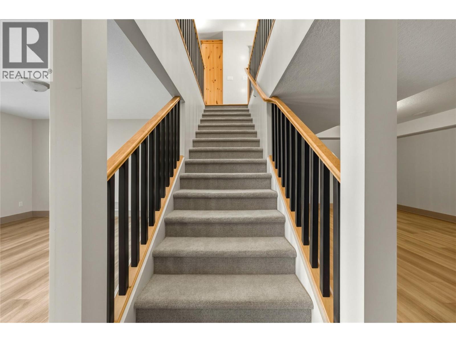 55 Peregrine Way, Vernon, British Columbia  V1H 1E4 - Photo 34 - 10403643