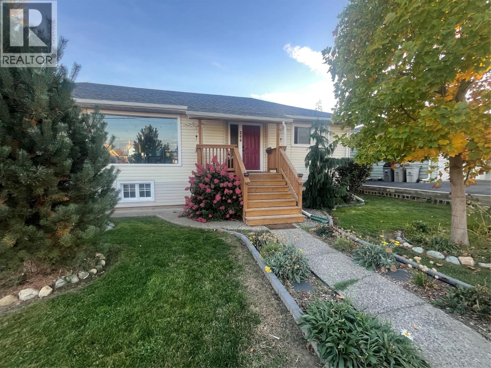 266 Chestnut Avenue, Kamloops, British Columbia  V2B 1L5 - Photo 1 - 10403355