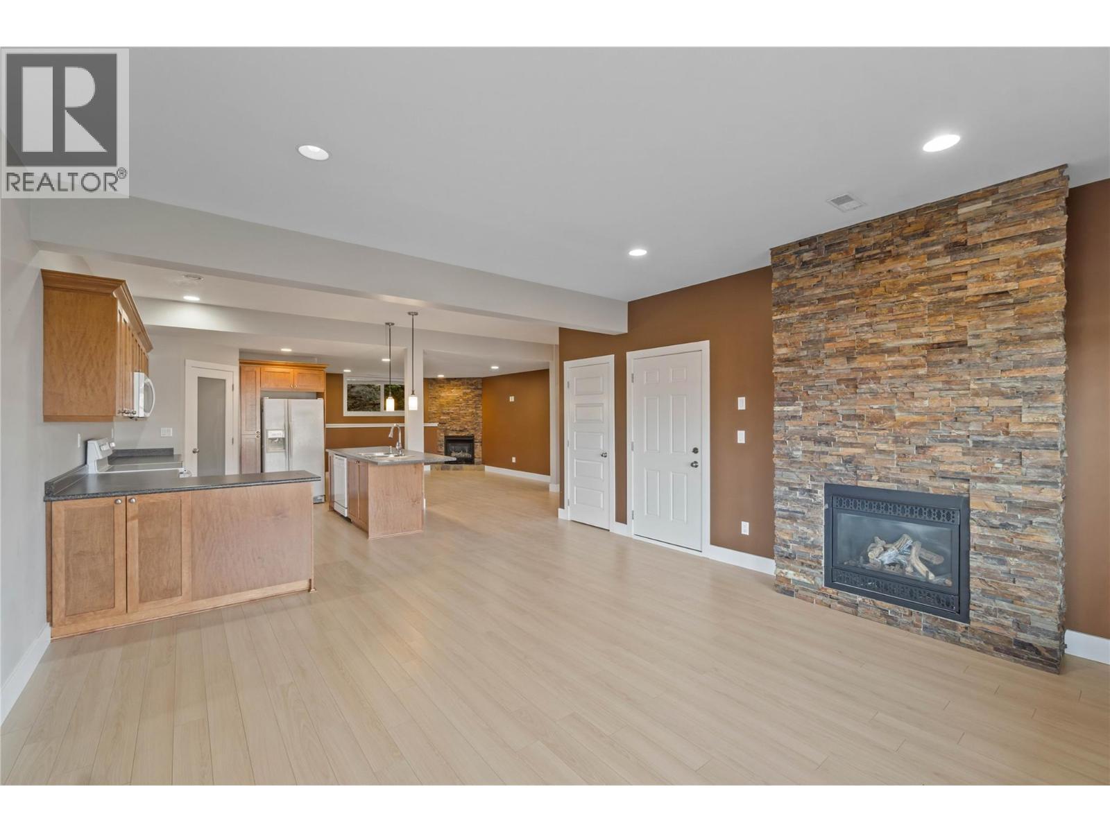 4732 Uplands Drive, Kamloops, British Columbia  V2C 6S9 - Photo 42 - 10401789