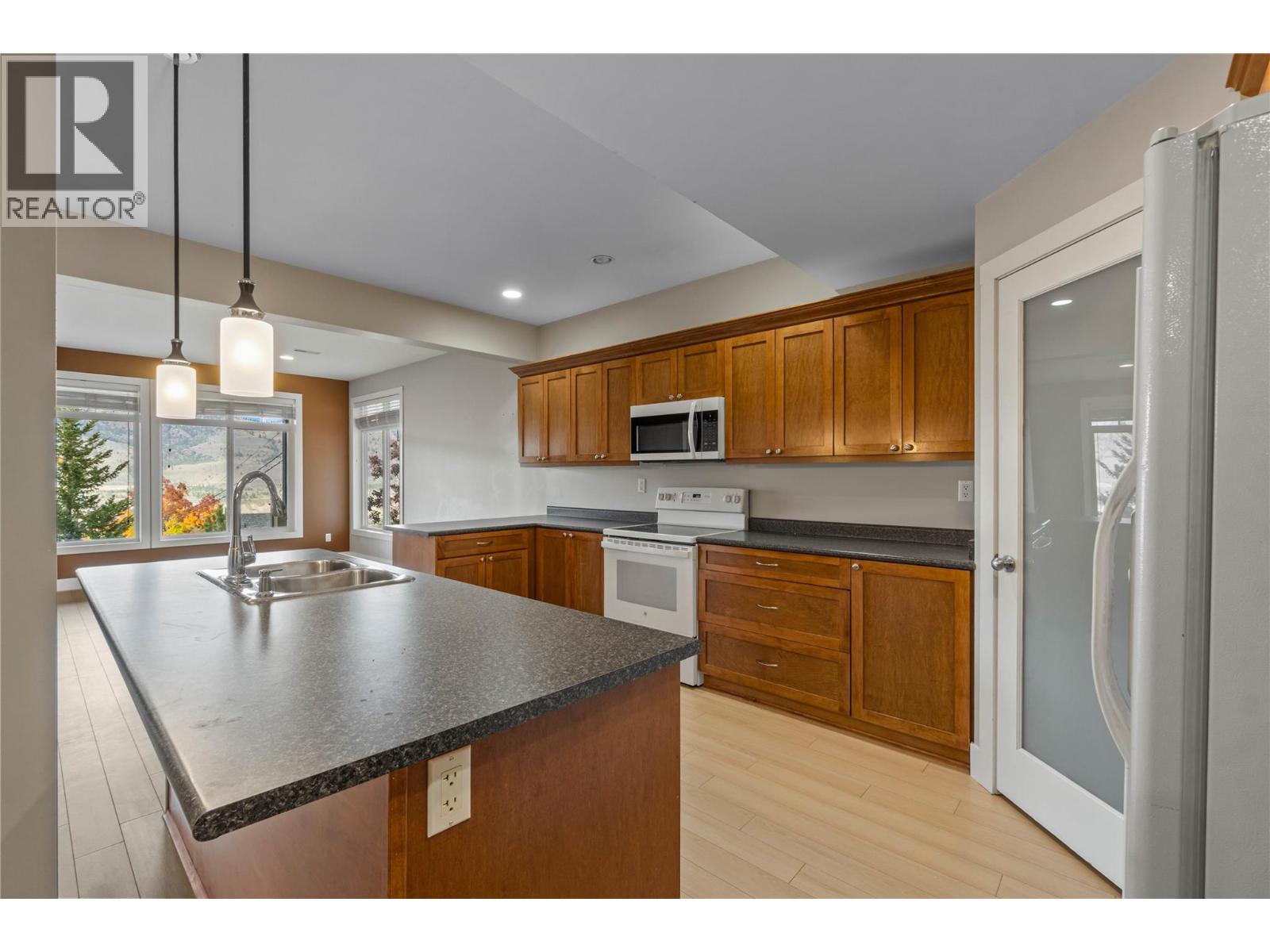4732 Uplands Drive, Kamloops, British Columbia  V2C 6S9 - Photo 47 - 10401789