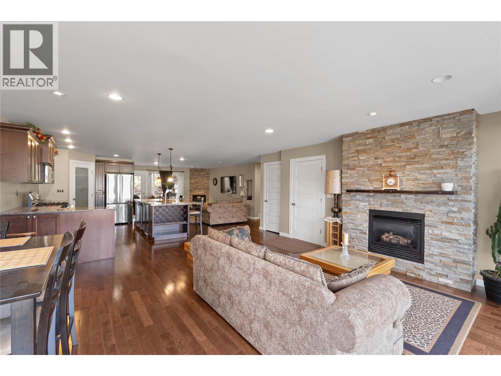 4732 Uplands Drive, Kamloops, British Columbia  V2C 6S9 - Photo 8 - 10401789