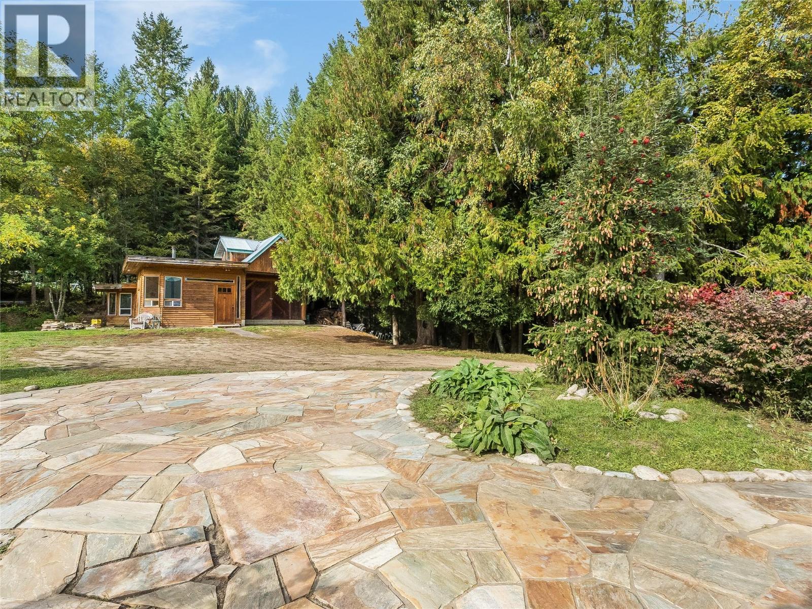 6238 Youngs Road, Winlaw, British Columbia  V0G 2J0 - Photo 46 - 10403537