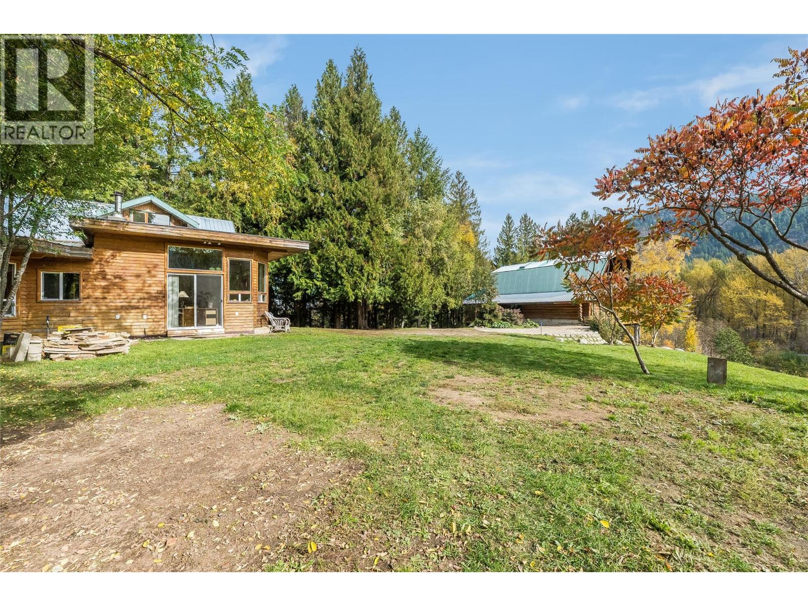 6238 Youngs Road, Winlaw, British Columbia  V0G 2J0 - Photo 48 - 10403537
