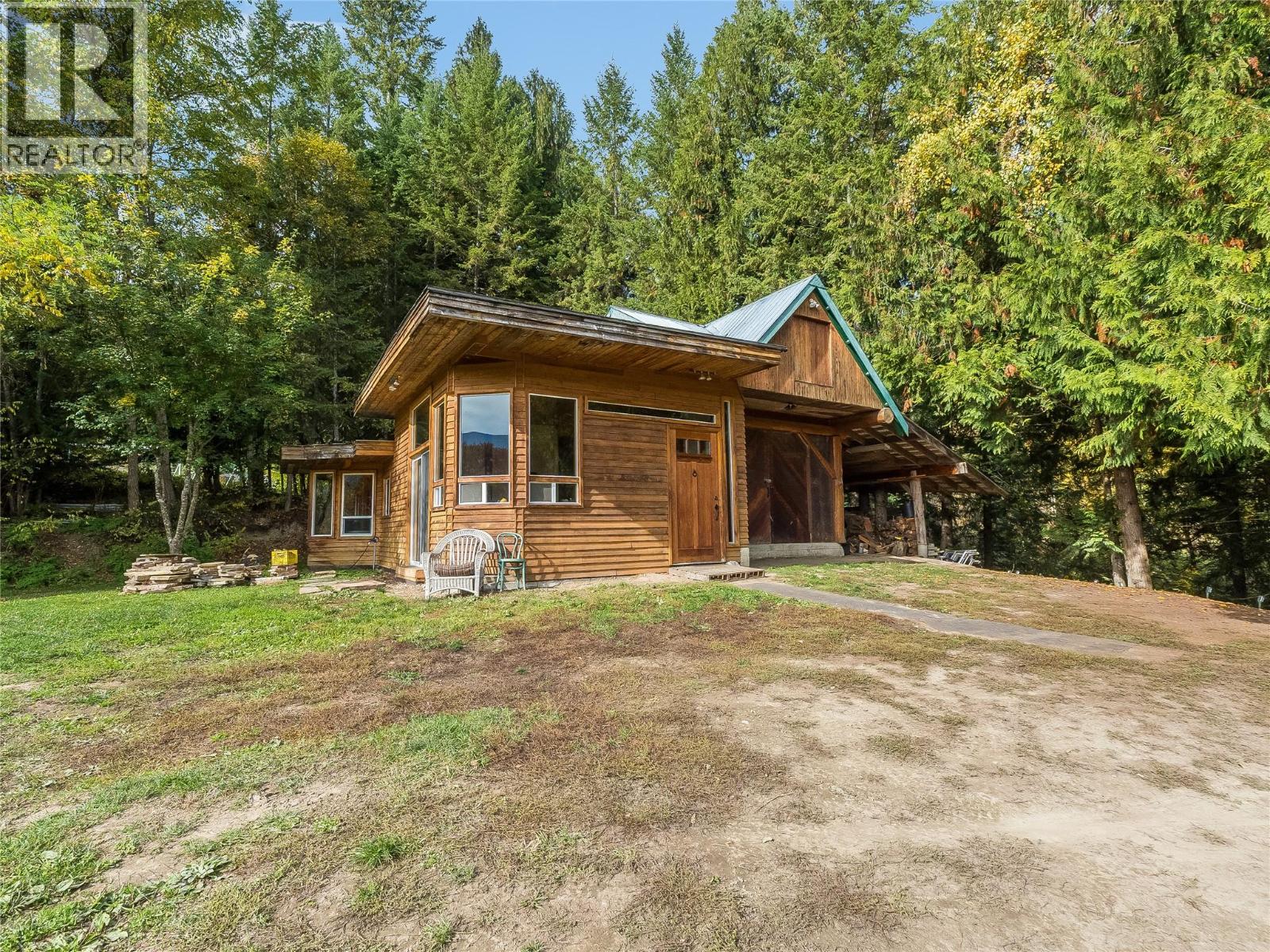 6238 Youngs Road, Winlaw, British Columbia  V0G 2J0 - Photo 50 - 10403537