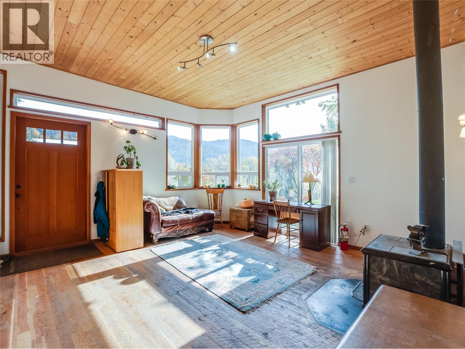 6238 Youngs Road, Winlaw, British Columbia  V0G 2J0 - Photo 53 - 10403537