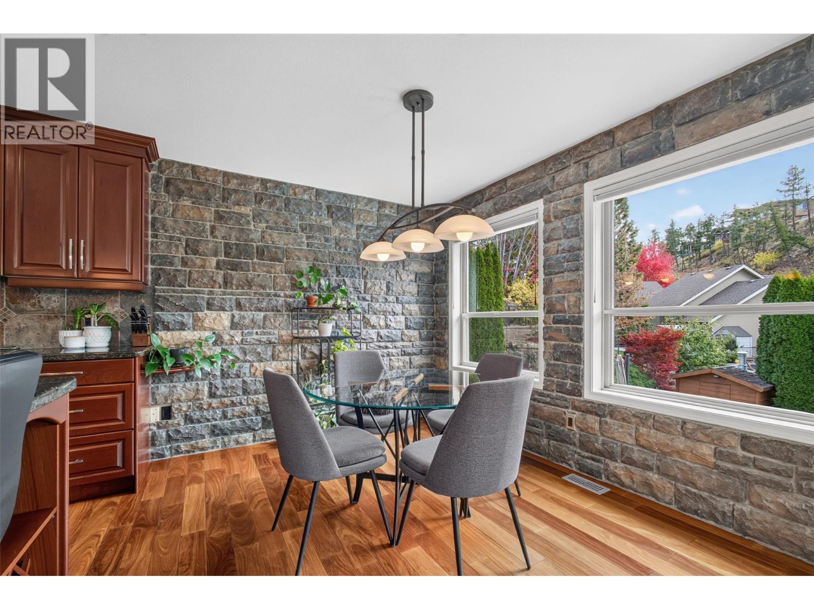 2512 Selkirk Drive, Kelowna, British Columbia  V1V 2V6 - Photo 14 - 10402781