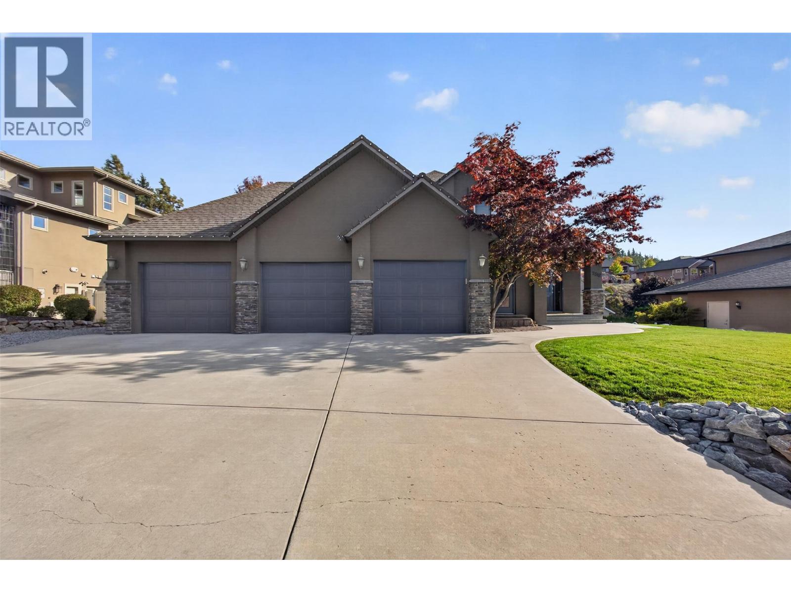 2512 Selkirk Drive, Kelowna, British Columbia  V1V 2V6 - Photo 2 - 10402781