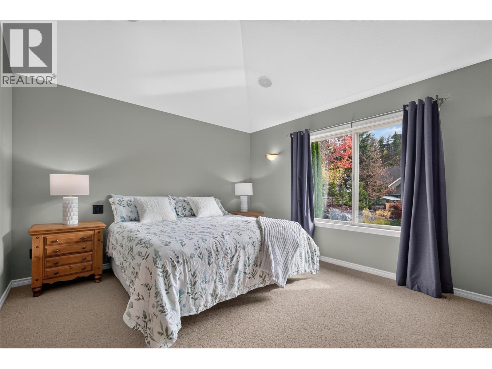 2512 Selkirk Drive, Kelowna, British Columbia  V1V 2V6 - Photo 26 - 10402781