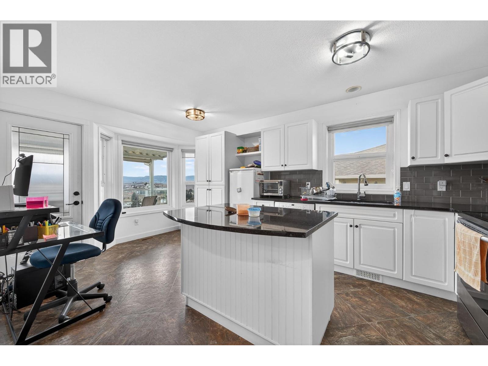 1575 Springhill Drive Unit# 5, Kamloops, British Columbia  V2C 2N9 - Photo 8 - 10403771