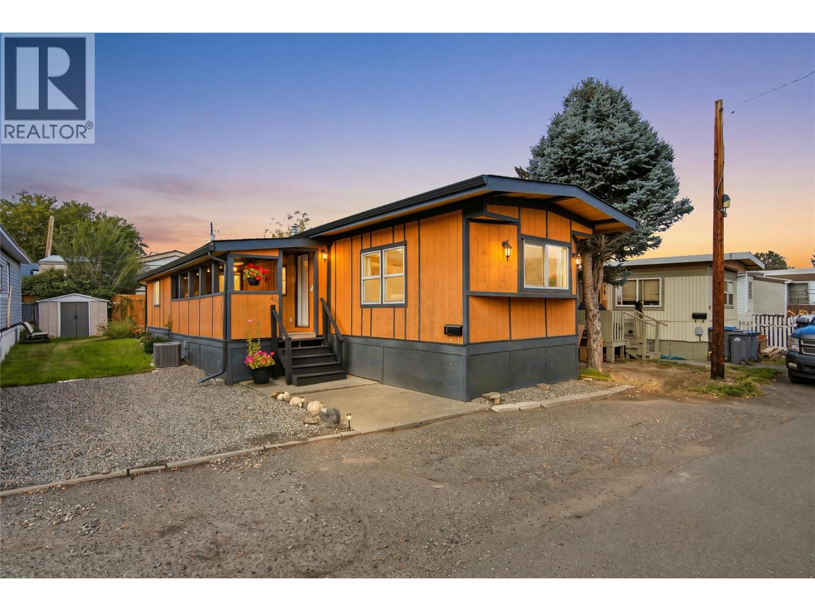 44 Edward Street Unit# 44e, Kamloops, British Columbia  V2B 4G1 - Photo 1 - 10403730