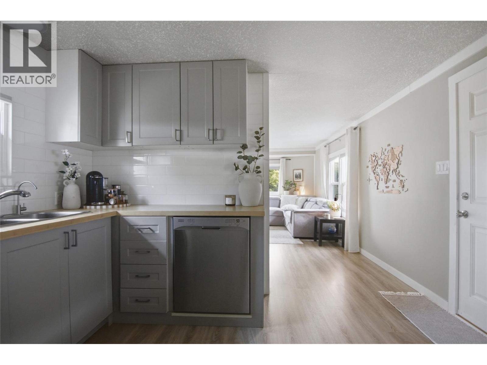 44 Edward Street Unit# 44e, Kamloops, British Columbia  V2B 4G1 - Photo 9 - 10403730