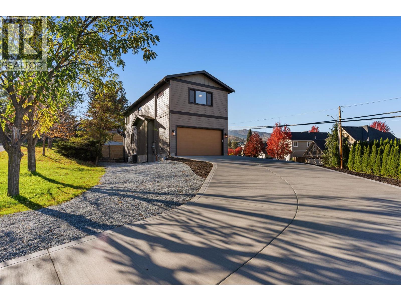 485 Sheila Crescent, Kelowna, British Columbia  V1W 4L8 - Photo 2 - 10403685