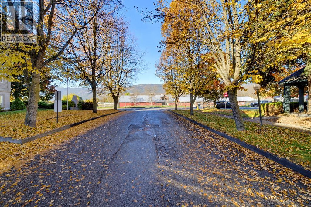 650 3 Street Sw Unit# 104, Salmon Arm, British Columbia  V1E 1P6 - Photo 39 - 10403756