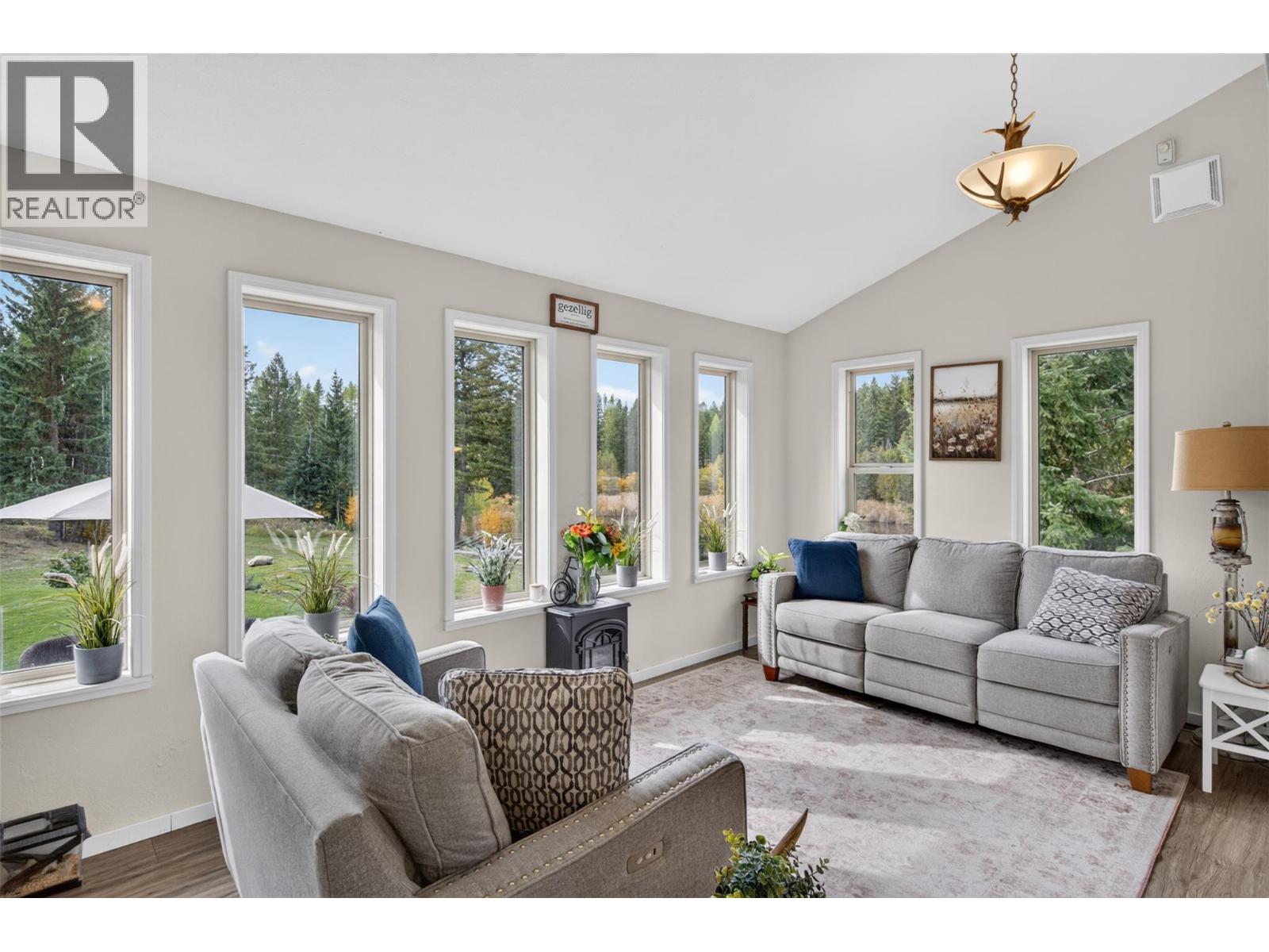 1770 Johnstone Creek Road W, Rock Creek, British Columbia  V0H 1Y0 - Photo 21 - 10403430
